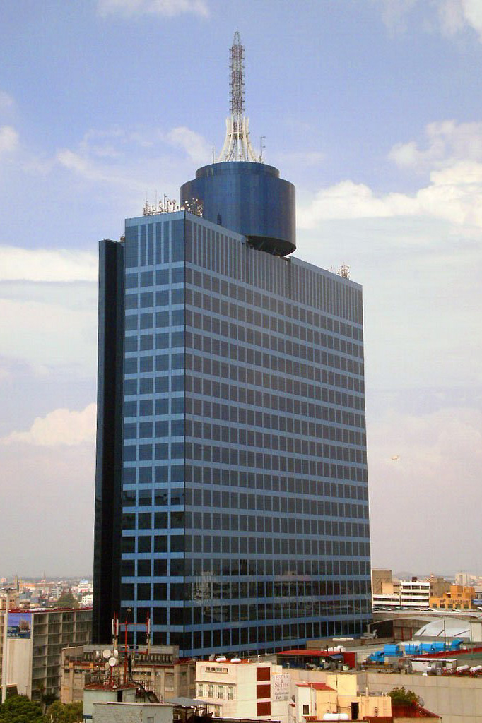 Fotografía grupal del equipo OrthoDentic